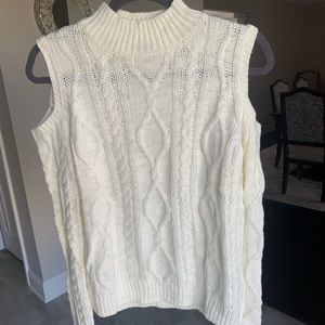 GUESS sweater